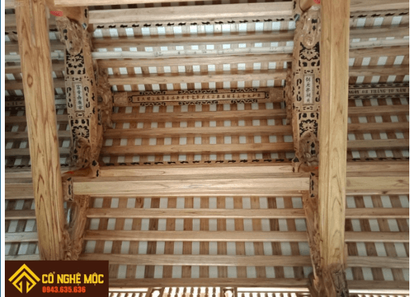 Thượng lương & câu đầu nhà gỗ là gì? Giải nghĩa chữ viết trên đó Mẫu thượng lương nhà gỗ đẹp 01